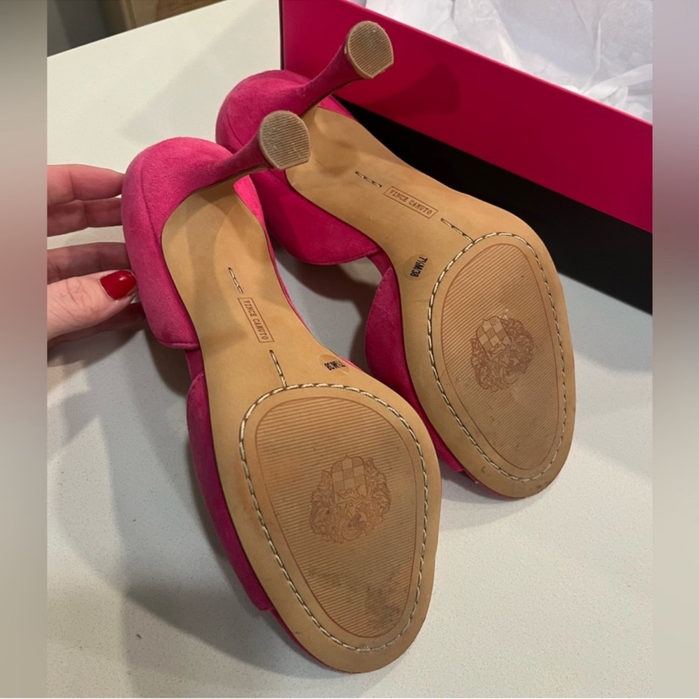 Vince Camuto Heels - Picture 5 of 11